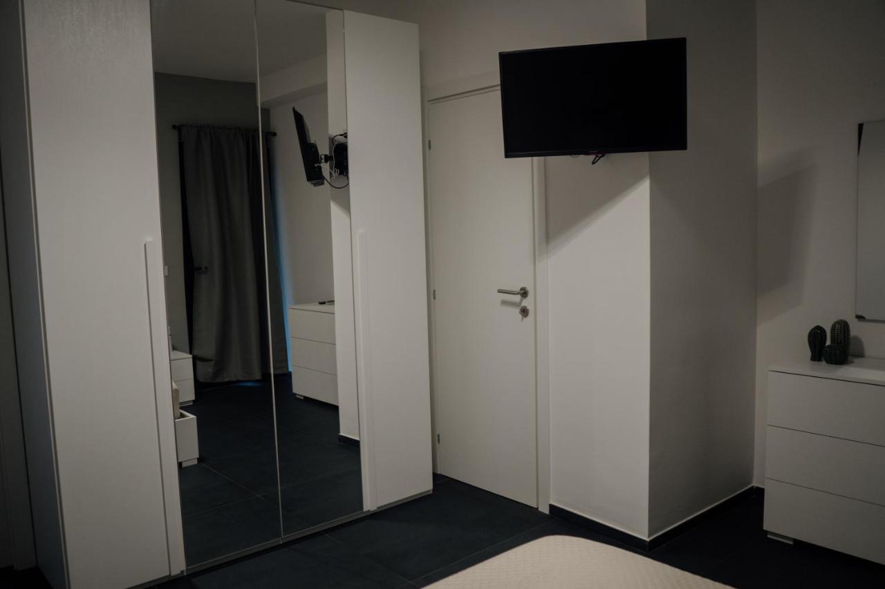 Domus Residence - Cicerone - バーリ エクステリア 写真